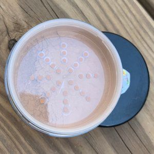 OSP Cosmetics Mineral Foundation Loose Powder in Mineral Medium